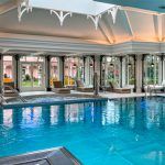 disneyland-hotel-piscina
